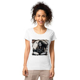 She Owns The Stage Women’s basic organic t-shirt - Beyond T-shirts